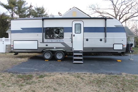 2022 Avenger 22BK, Family Friendly, Camping Ready!