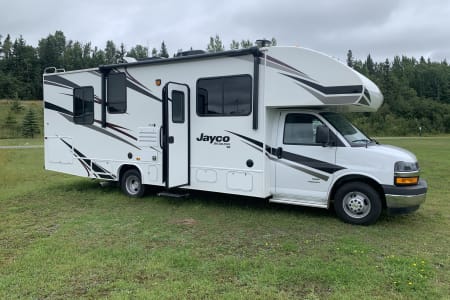 Saint Paul MN The CLASSY C: Beautiful NEW 2020 Jayco Luxury Redhawk SE 27N Class C Motorh