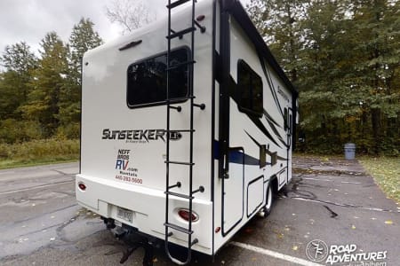 LorainRV rentals