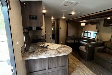 MistletoeStatePark Rv Rentals