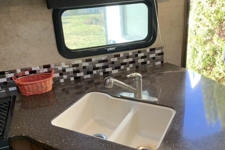 EmarLakesProvincialPark Rv Rentals