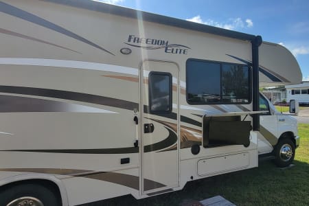 HolidayRV rentals