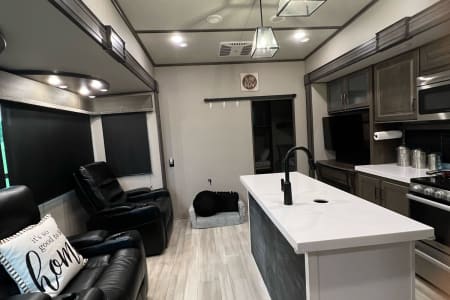 GLAMPING For the Family* 2021 Grand Design Solitude S-Class. Large Family A