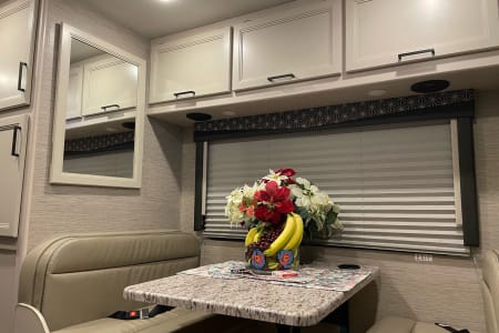 RV Rental bakersfield,California-(CA)