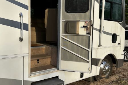 PellstonRV rentals