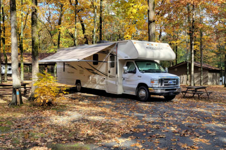 Your EPIC Road trip starts here! 2016 Winnebago Minnie Winnie