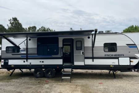 2021 Heartland RVs Pioneer