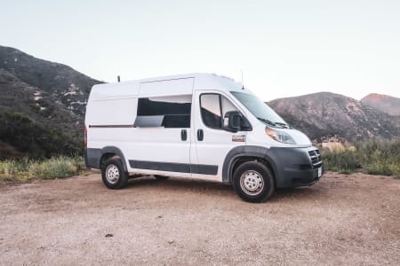 RV Rental bakersfield,California-(CA)