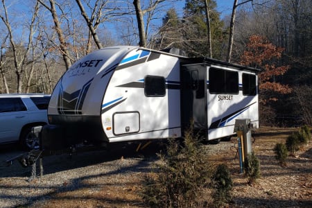 East Hartford CT 2021 Crossroads RV Sunset Trail Super Lite