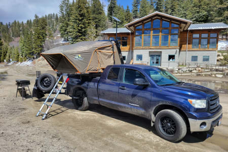 The Nautilus - Toyota Tundra with TS Alpha RTT