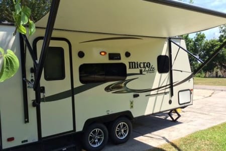 2015 Forest River Micro-Lite - Perfect for couples or small families!