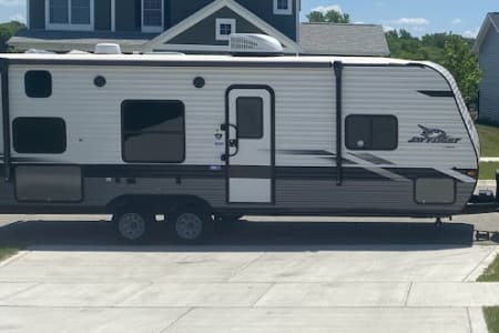 DELIVERED TO INDIANA DUNES - HASSLE FREE FAMILY CAMPER