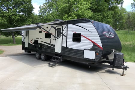 2016 Aspen Trail Travel Trailer