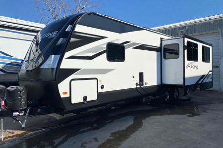 **Delivery Only** Ultimate RV for working couples and small families!