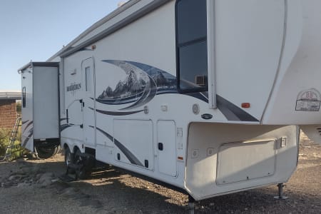 2011 Heartland RVs Bighorn