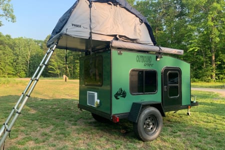 Outbound Xtreme x58 off-road capable teardrop camper with rooftop Tent