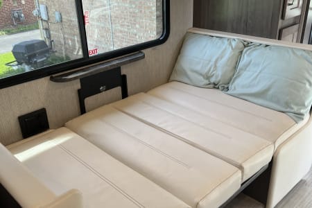 RV Rental chicago,Illinois-(IL)