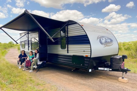 Chippewa Falls WI 2022 Forest River Cherokee Greywolf 26DJSE