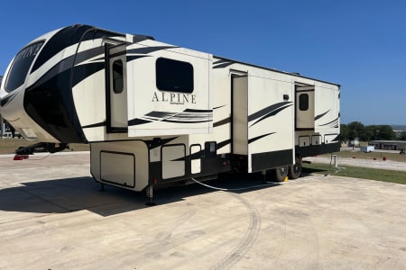 travel trailer for rent san antonio