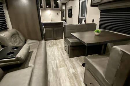 RV Rental san-antonio,Texas-(TX)