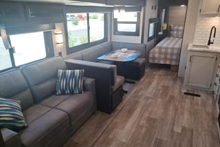 CrossroadsRVPark Rv Rentals