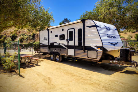 RV Rental riverside,California-(CA)