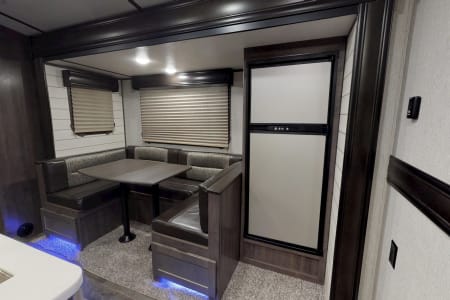 RV Rental des-moines,Iowa-(IA)