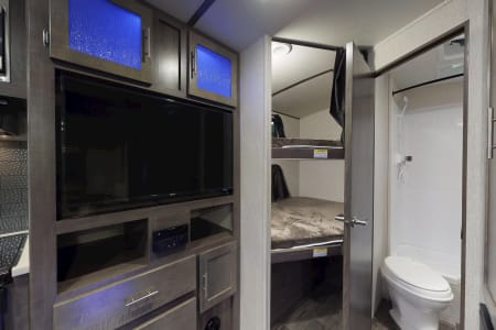 RV Rental des-moines,Iowa-(IA)