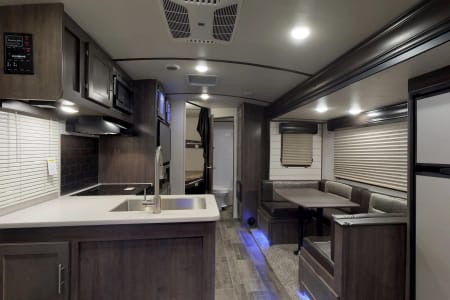 RV Rental des-moines,Iowa-(IA)