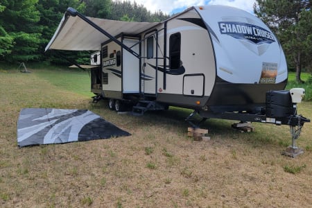 2016 Cruiser RV Shadow Cruiser (We deliver this camper to your campsite.)