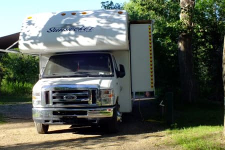 Writing-on-StoneProvincialPark Rv Rentals