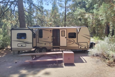 1155 S Tippecanoe Ave, San Bernardino,RV rentals