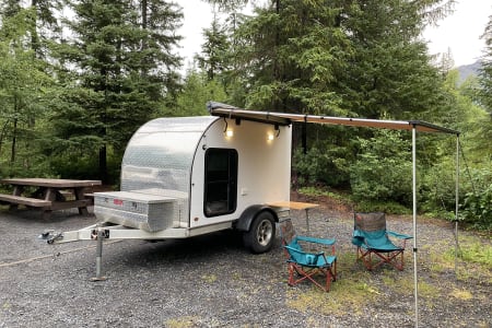 'Boondock' - 2021 Customized Squaredrop Camper