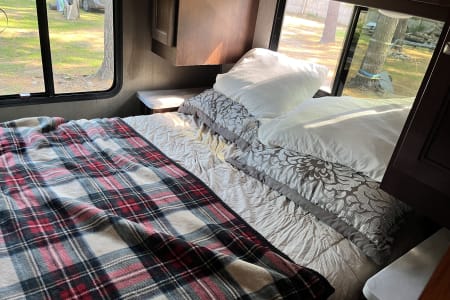 RedAppleCampground Rv Rentals