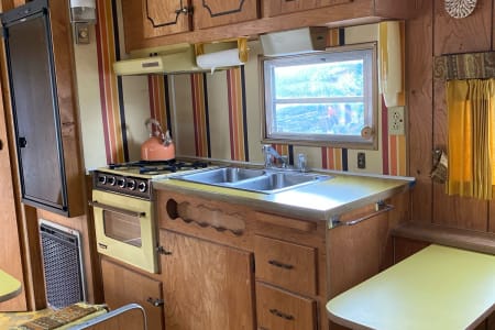 GoldenRV rentals