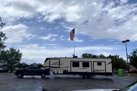 2019 Crossroads RV Volante, Sleeps 10+, Huge Spacious Perfect 4 LG Families