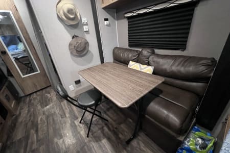 RV Rental bakersfield,California-(CA)