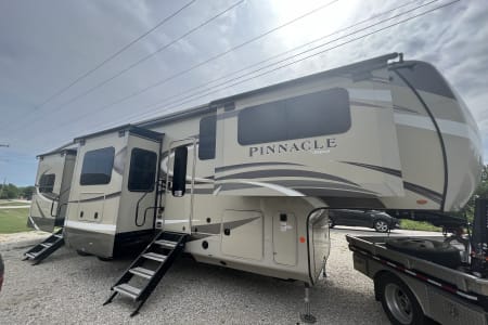 2019 Jayco Pinnacle