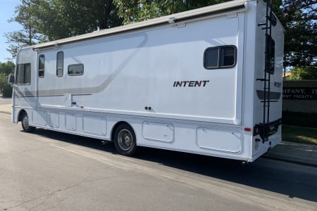 RV Rental bakersfield,California-(CA)