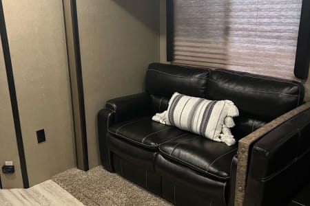 LewellenRV rentals