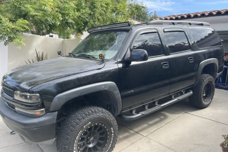 Black Magic Suburban camper