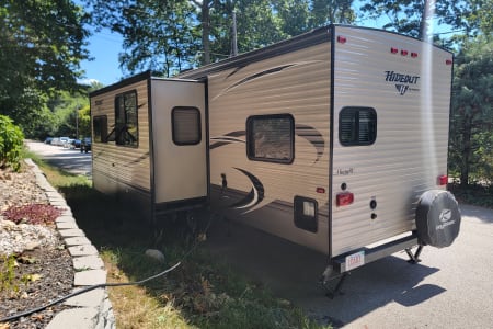 StrangeCreekCampOut Rv Rentals