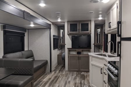 ChutesProvincialPark Rv Rentals