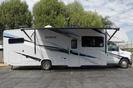 RV Rental riverside,California-(CA)