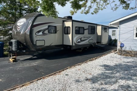 2015 Forest River Salem Hemisphere Lite Heritage Glen W/Outside kitchen