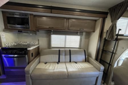 Apache JunctionRV rentals