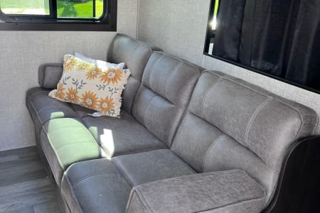 GrovelandRV rentals