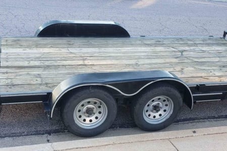 Diamond C Car Hauler w/Ramps 16 foot bed