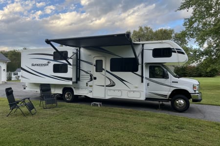 2019 Forest River Sunseeker LE