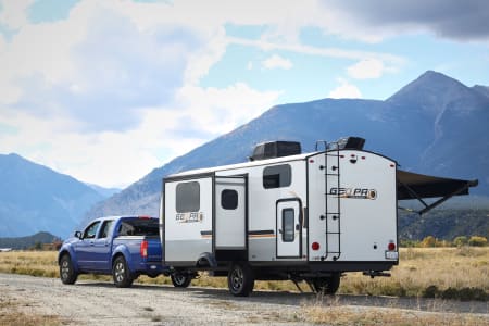 '22 Luxury Overland Bunkhouse for 6